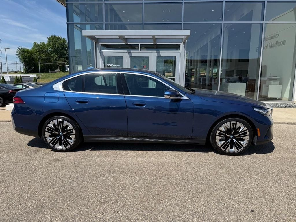 2026 BMW 5 Series 540i xDrive