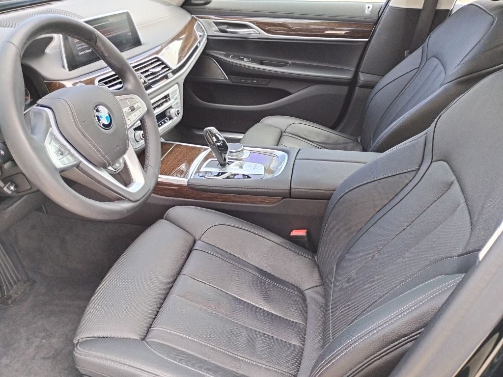 2020 BMW 7 Series 740i xDrive