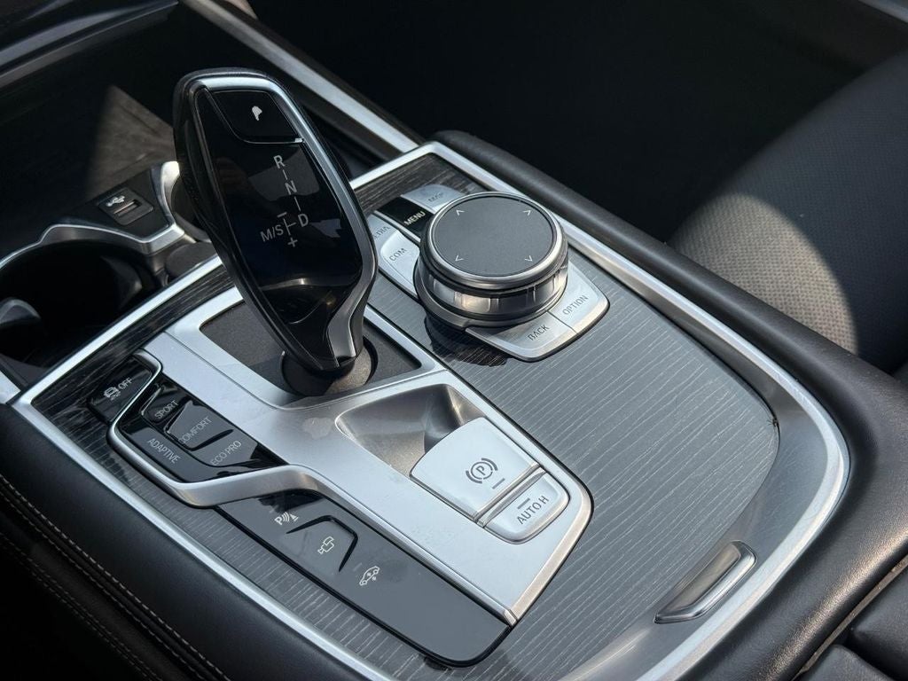 2021 BMW 7 Series 750i xDrive
