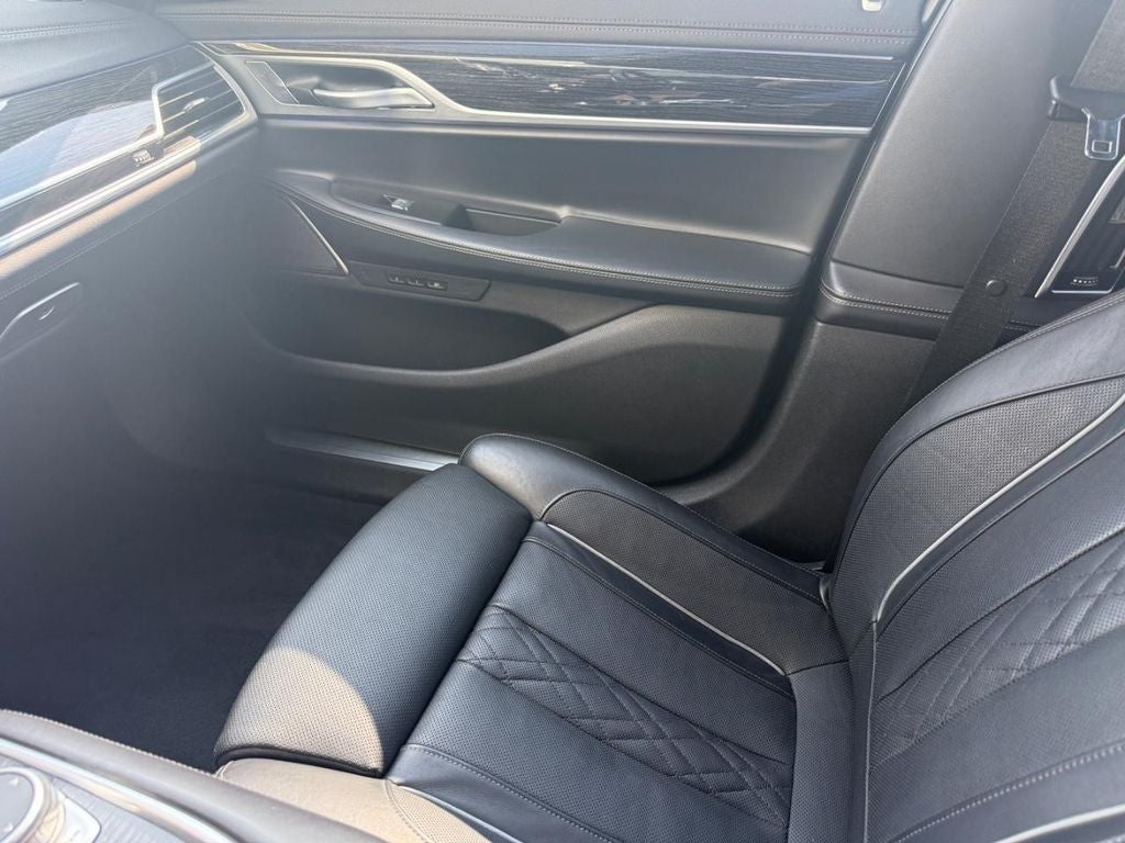2021 BMW 7 Series 750i xDrive