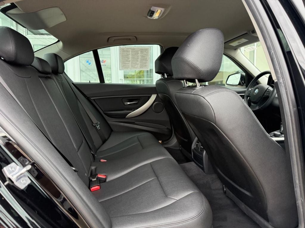 2018 BMW 3 Series 320i xDrive