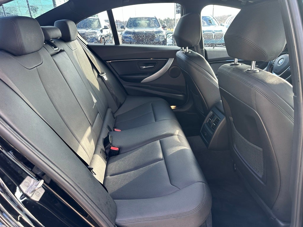 2018 BMW 3 Series 330i xDrive