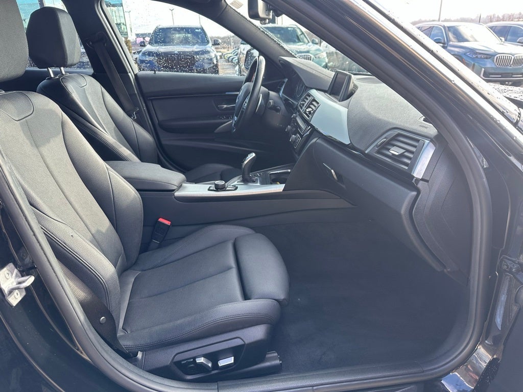 2018 BMW 3 Series 330i xDrive