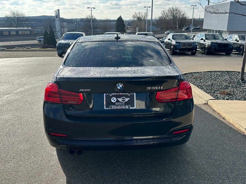 2018 BMW 3 Series 330i xDrive