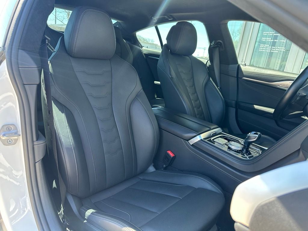 2023 BMW 8 Series ALPINA B8 xDrive