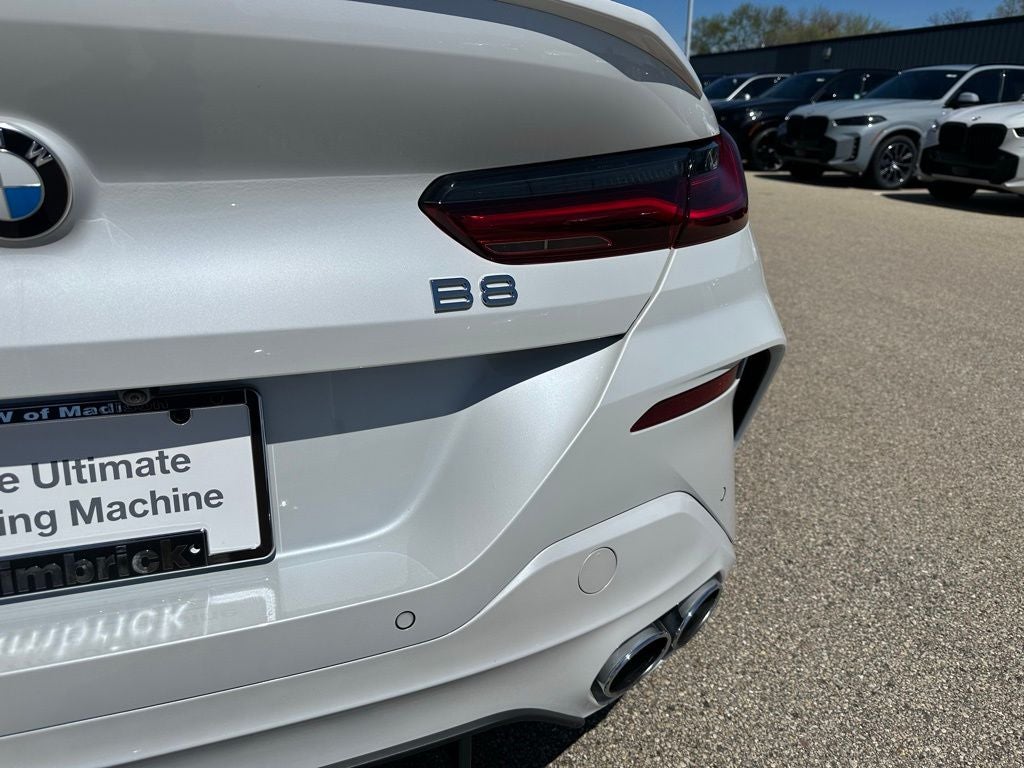 2023 BMW 8 Series ALPINA B8 xDrive