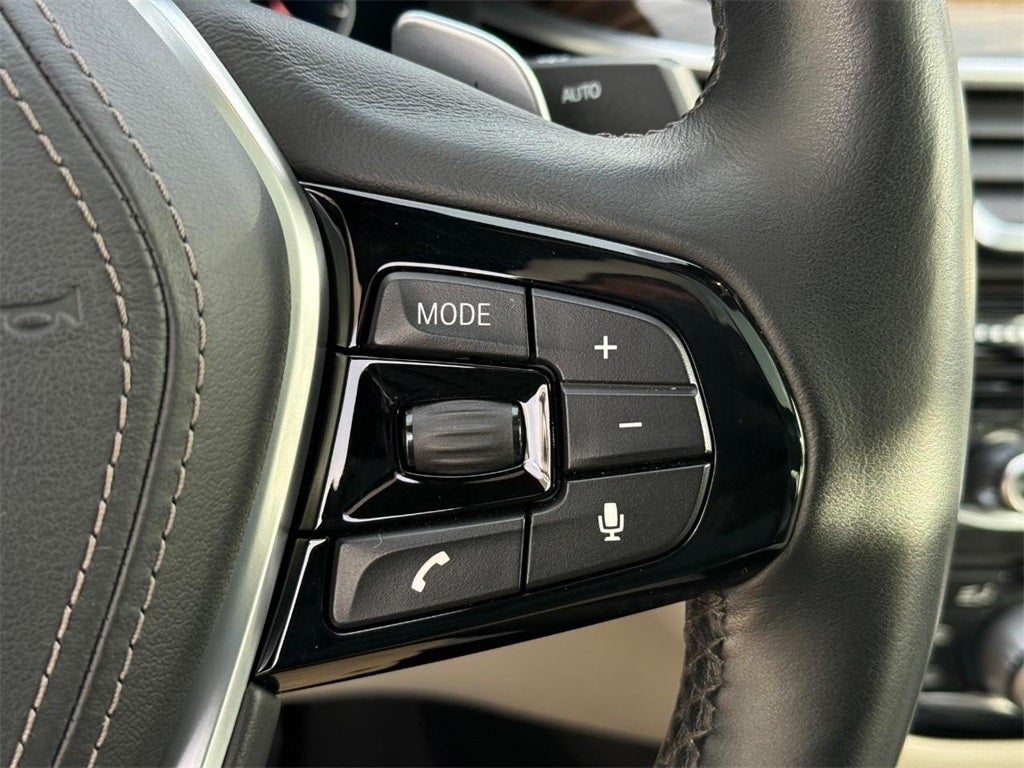 2019 BMW 5 Series 540i