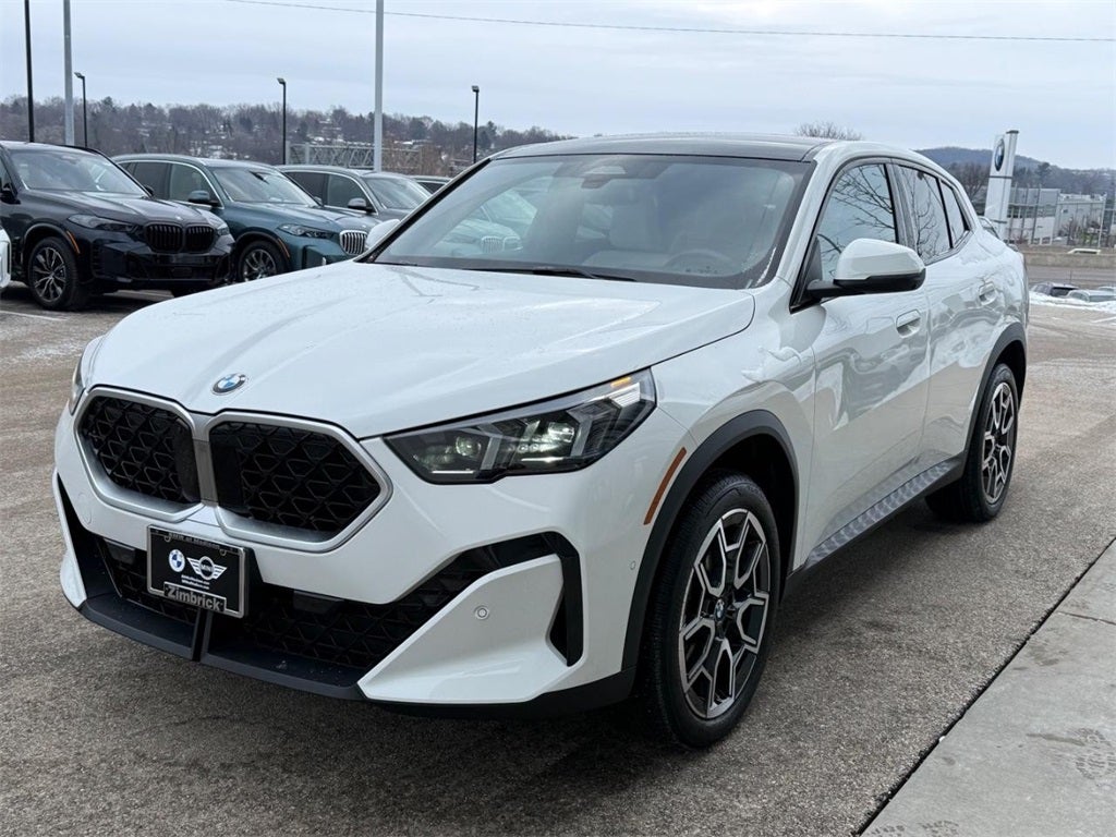 2025 BMW X2 xDrive28i