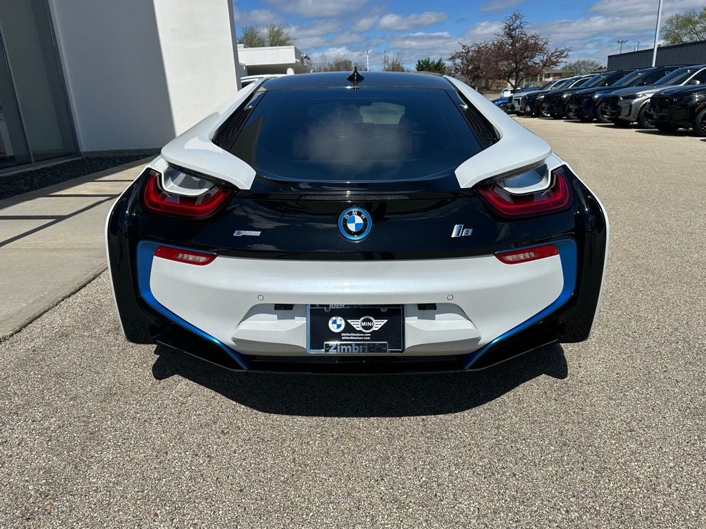 2016 BMW i8 Base
