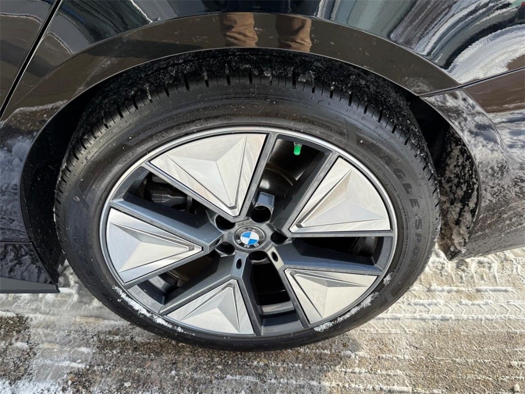 2025 BMW i4 xDrive40