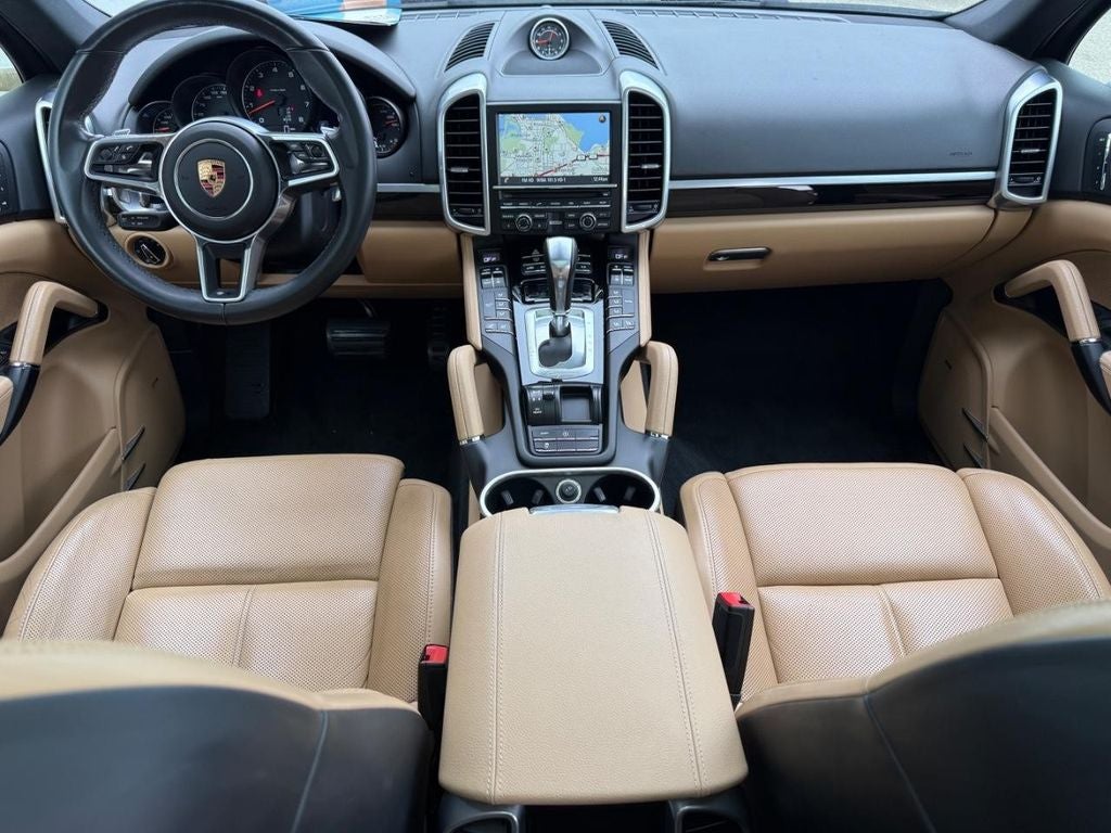 2016 Porsche Cayenne Base