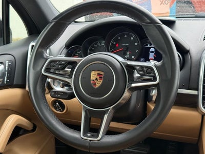 2016 Porsche Cayenne Base