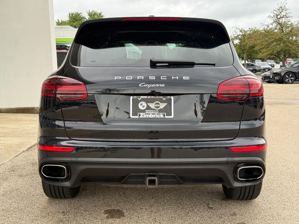 2016 Porsche Cayenne Base