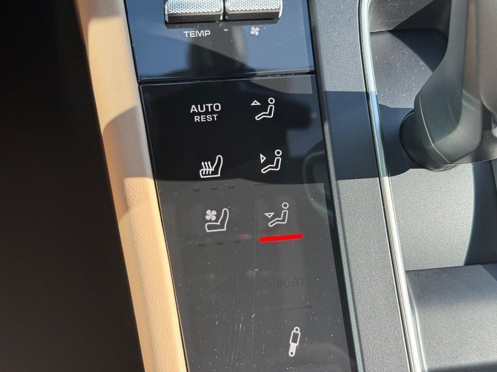 2024 Porsche Macan GTS