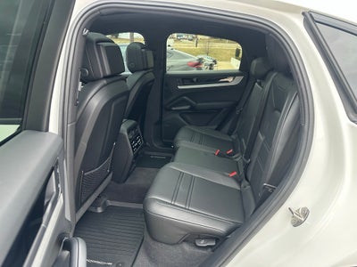 2025 Porsche Cayenne Coupe Base