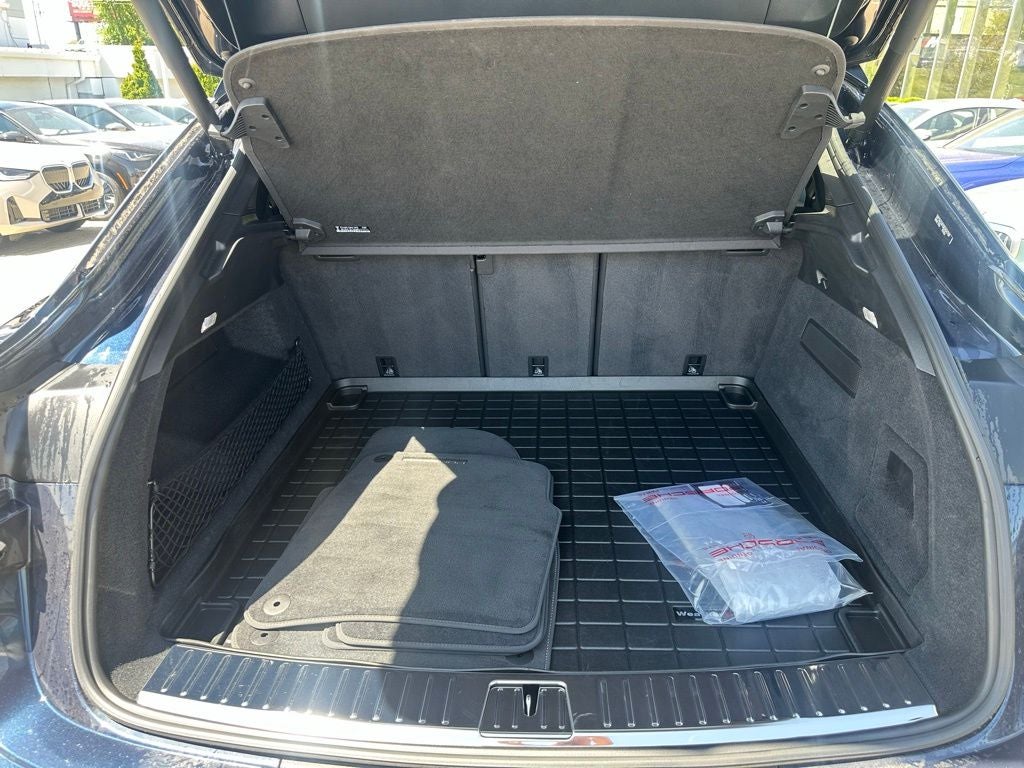 2024 Porsche Cayenne Coupe Base