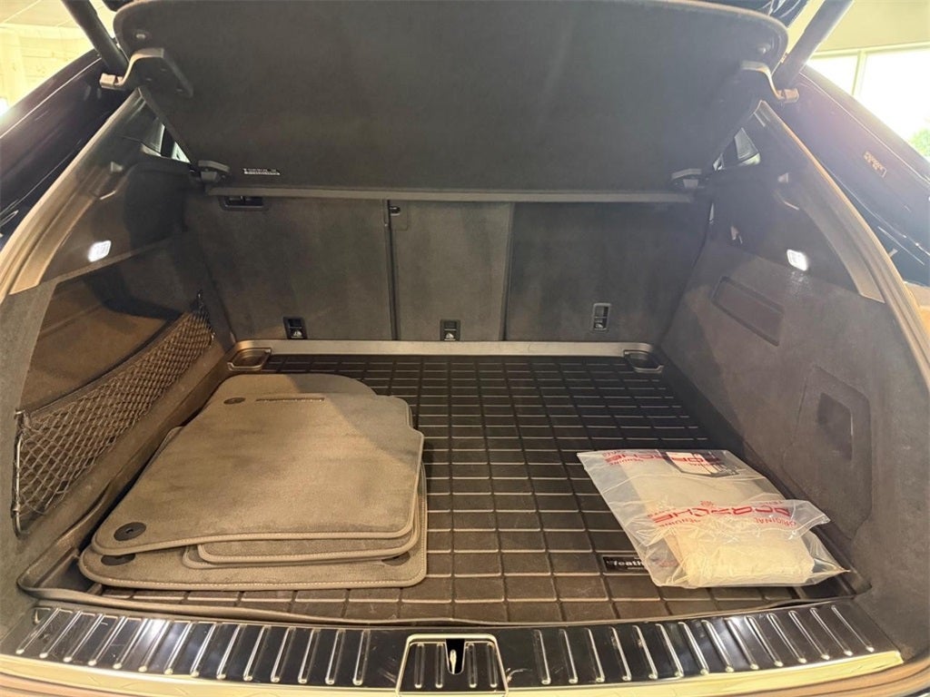 2024 Porsche Cayenne Coupe Base