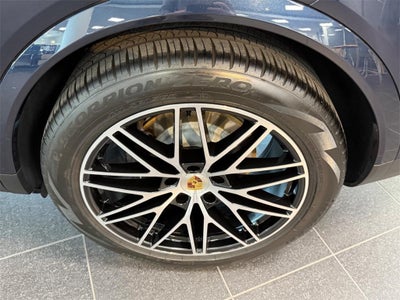 2024 Porsche Cayenne Coupe Base