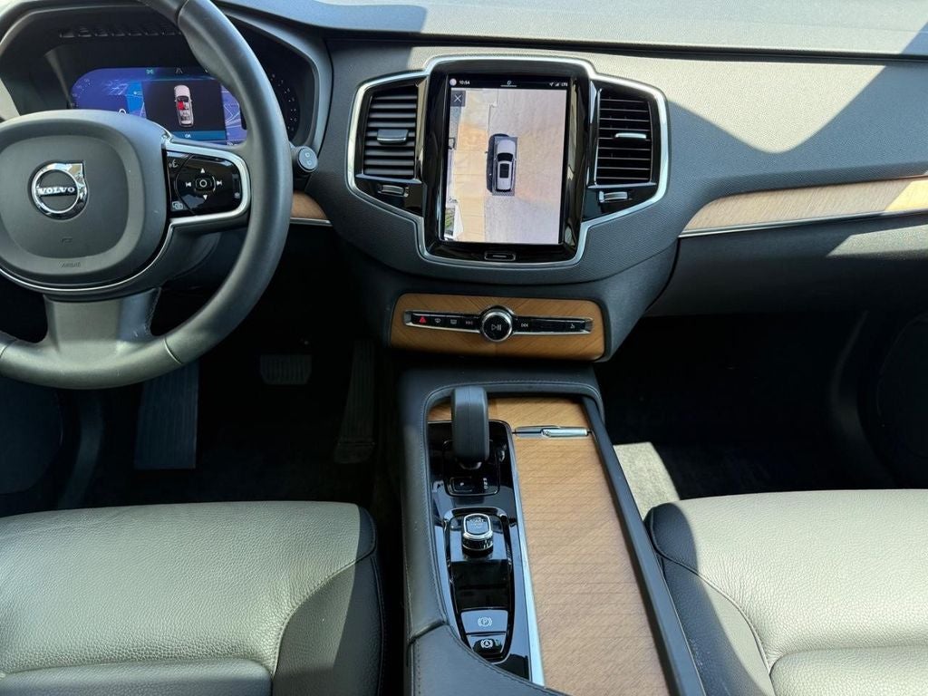 2024 Volvo XC90 B6 Plus Bright Theme