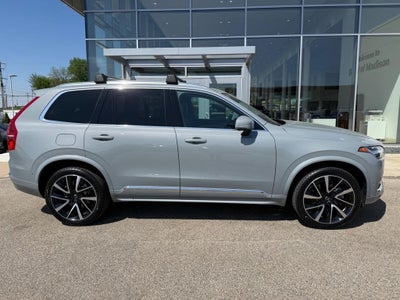 2024 Volvo XC90 B6 Plus Bright Theme