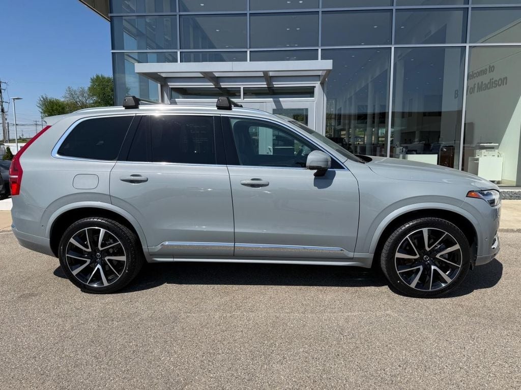 2024 Volvo XC90 B6 Plus Bright Theme