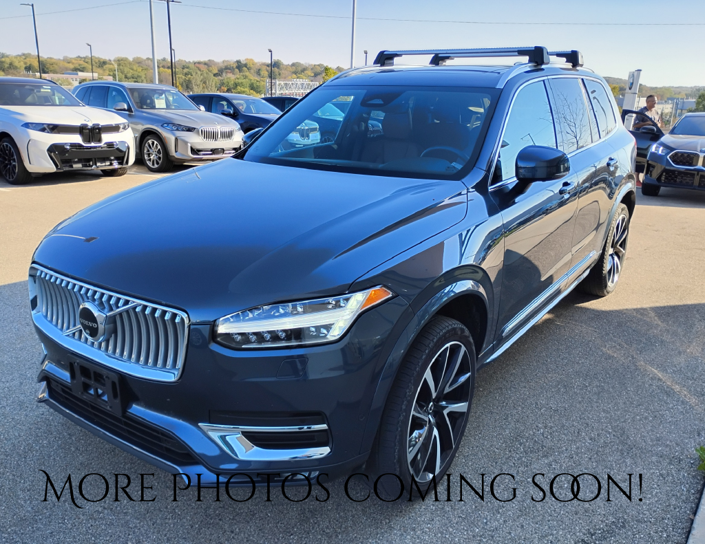 2024 Volvo XC90 B6 Plus Bright Theme