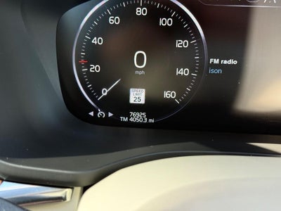 2021 Volvo XC60 T5 Momentum