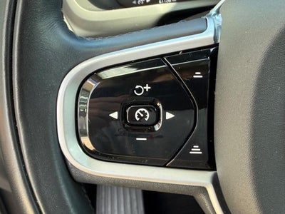 2022 Volvo XC90 Recharge Plug-In Hybrid T8 Inscription Expression 6 Passenger