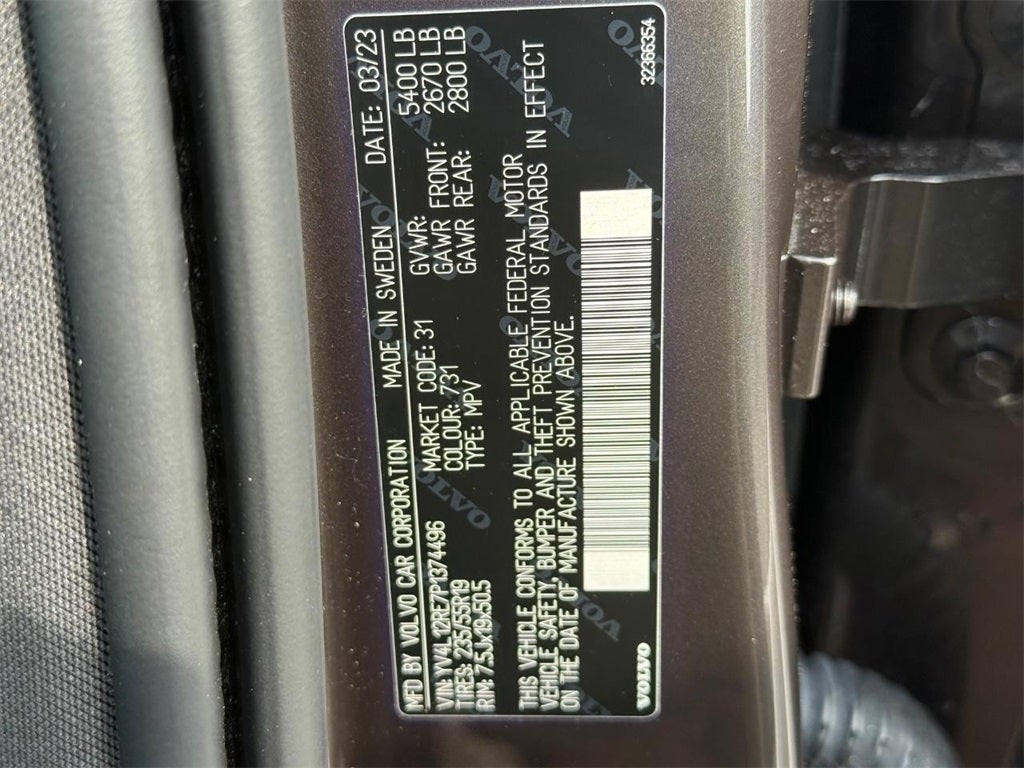 2023 Volvo XC60 B5 Plus Bright Theme