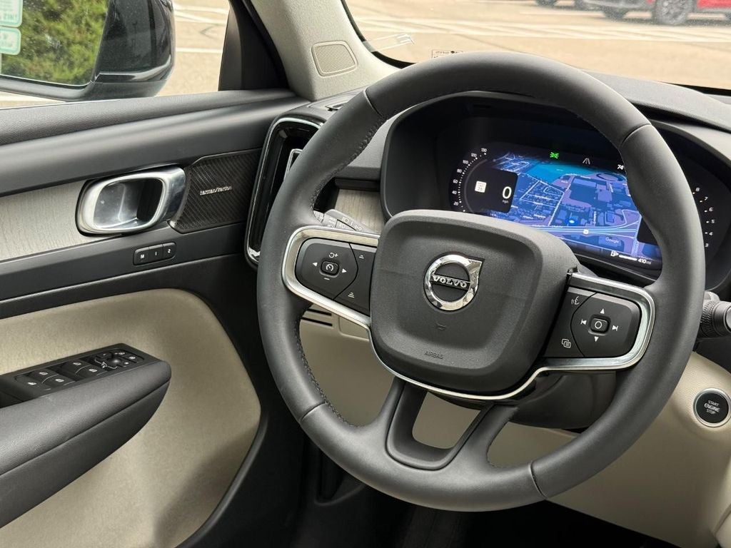 2023 Volvo XC40 Ultimate