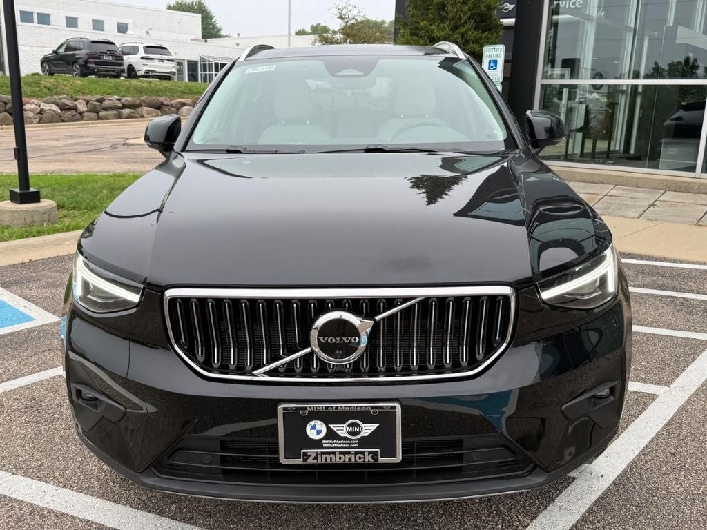 2023 Volvo XC40 Ultimate