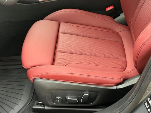 2026 BMW 330i 330i xDrive