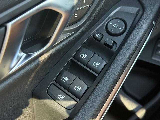2026 BMW 330i 330i xDrive