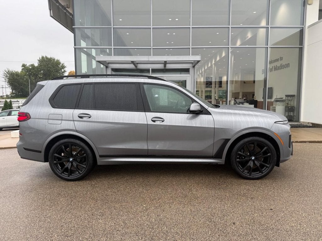 2027 BMW X7 xDrive40i