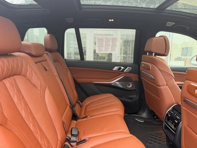 2027 BMW X7 xDrive40i