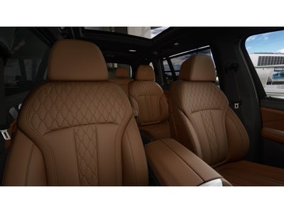 2026 BMW X7 M60i