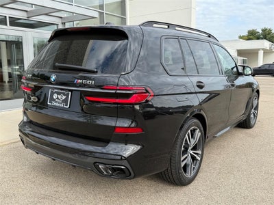 2026 BMW X7 M60i
