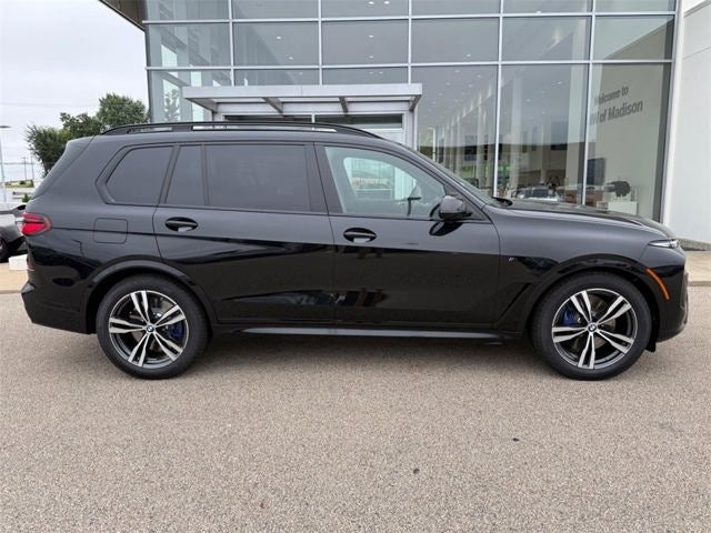 2026 BMW X7 M60i