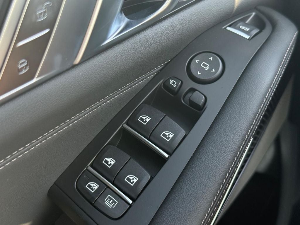 2027 BMW X7 M60i