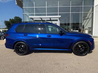 2027 BMW X7 M60i