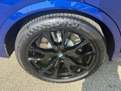 2027 BMW X7 M60i