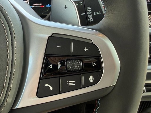 2027 BMW X7 M60i