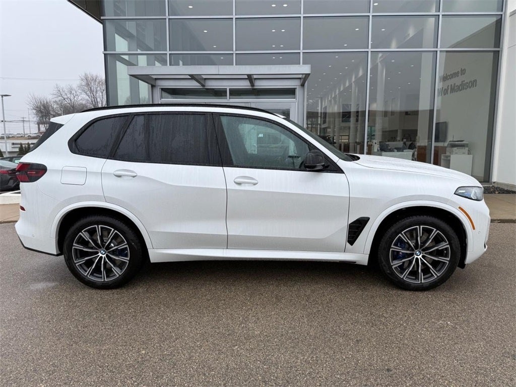 2026 BMW X5 M60i