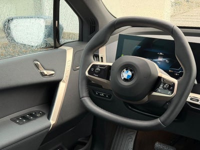2026 BMW iX xDrive45