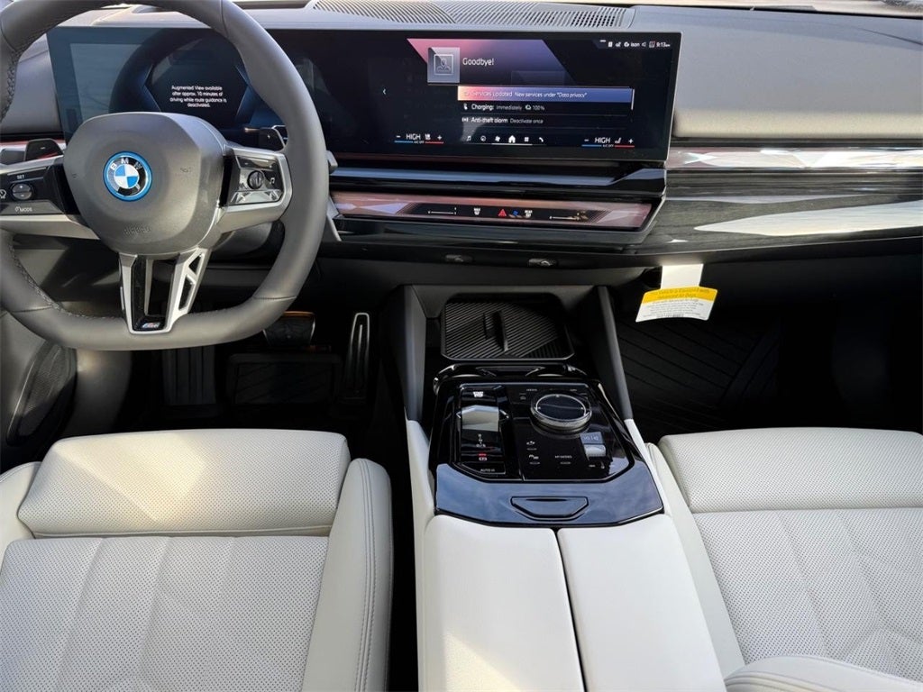 2026 BMW 550e 550e xDrive