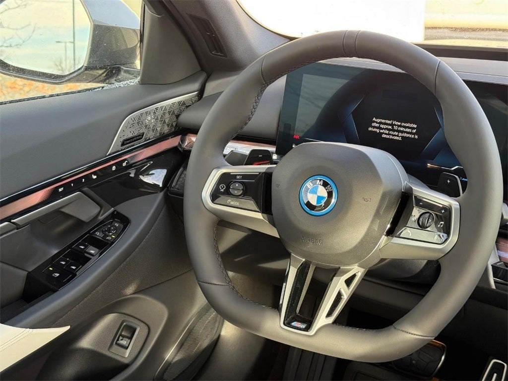 2026 BMW 550e 550e xDrive