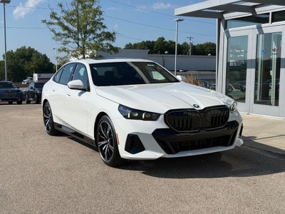 2027 BMW 530i 530i xDrive