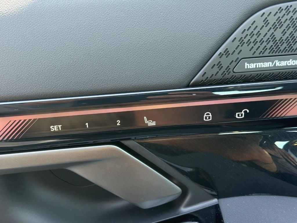2027 BMW 530i 530i xDrive
