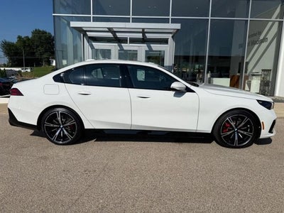 2027 BMW 530i 530i xDrive