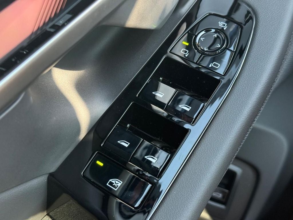 2027 BMW 530i 530i xDrive